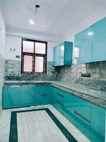 Swimming Pool in 1 BHK Builder Floor at Freedom Fighters Enclave – for Rent