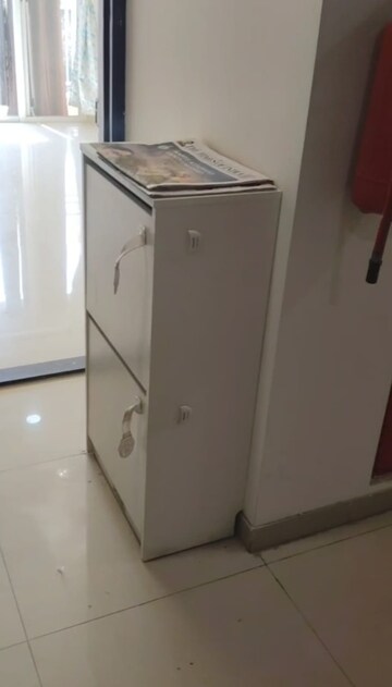 Furnished Amenities in 2 BHK Builder Floor at Preet Vihar – for Rent
