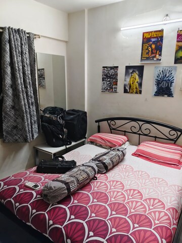 Bedroom in 2.5 BHK Apartment at SD Alpine, Kandivali East – for Rent