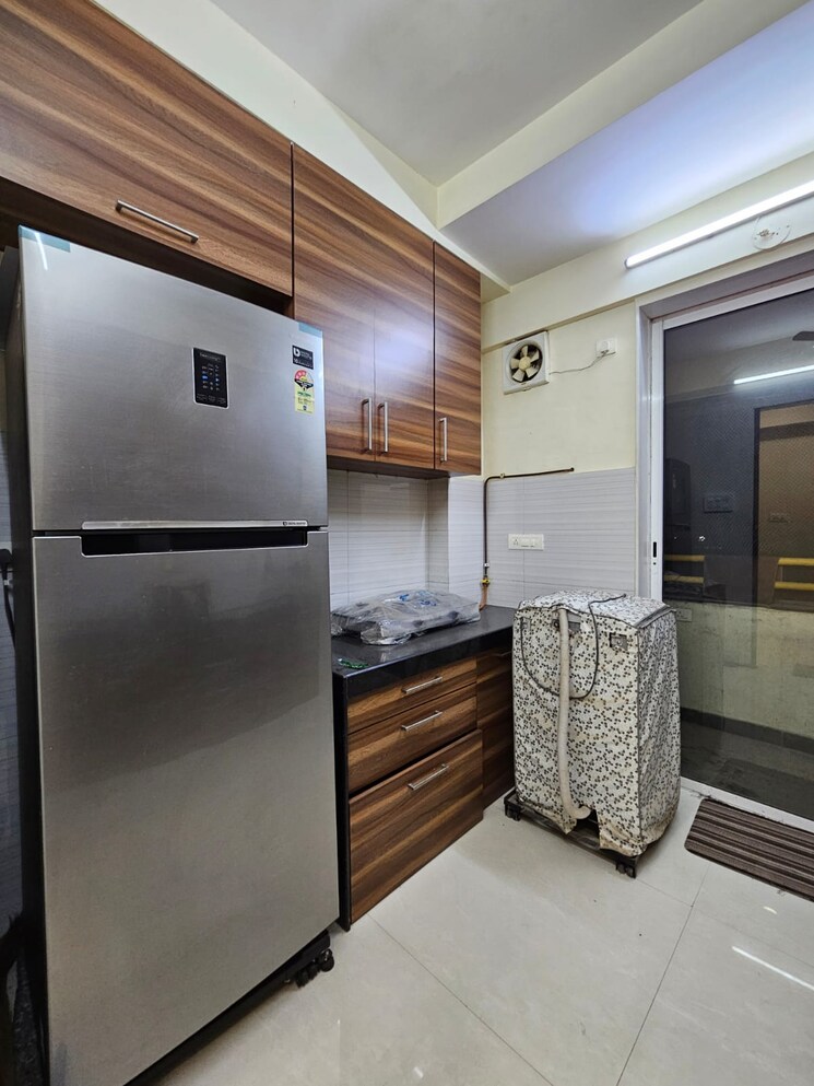 Kitchen, evershine-millennium-paradise 3 Bedroom 800 Sq.Ft. Apartment In Kandivali East Mumbai 9106215