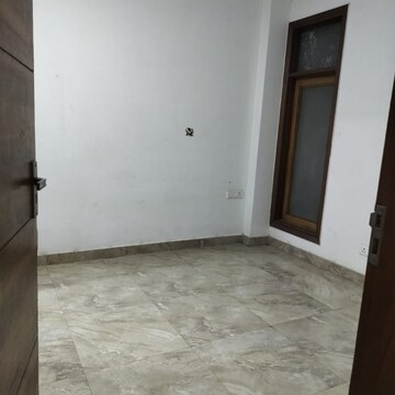 Room in 2 BHK Builder Floor at Palm Residency Chhatarpur, Rajpur Khurd Extension – for Rent