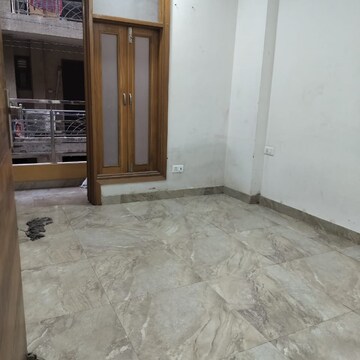 Room in 2 BHK Builder Floor at Palm Residency Chhatarpur, Rajpur Khurd Extension – for Rent