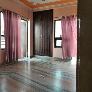 Room in 2 BHK Builder Floor at Palm Residency Chhatarpur, Rajpur Khurd Extension – for Rent