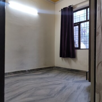 Room in 2 BHK Builder Floor at Palm Residency Chhatarpur, Rajpur Khurd Extension – for Rent