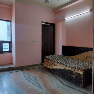 Bedroom in 2 BHK Builder Floor at Palm Residency Chhatarpur, Rajpur Khurd Extension – for Rent