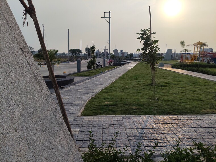 Garden, ujjain road  1000 Sq.Ft. Plot In Ujjain Road Indore 9106314