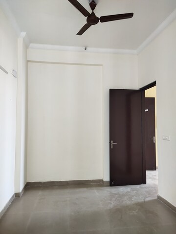 Furnished Amenities in 2 BHK Apartment at Assotech Windsor Court, Sector 78 – for Rent