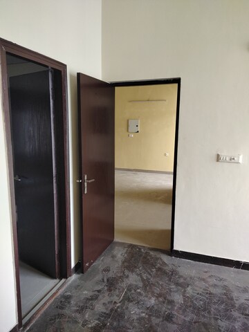 Furnished Amenities in 2 BHK Apartment at Assotech Windsor Court, Sector 78 – for Rent