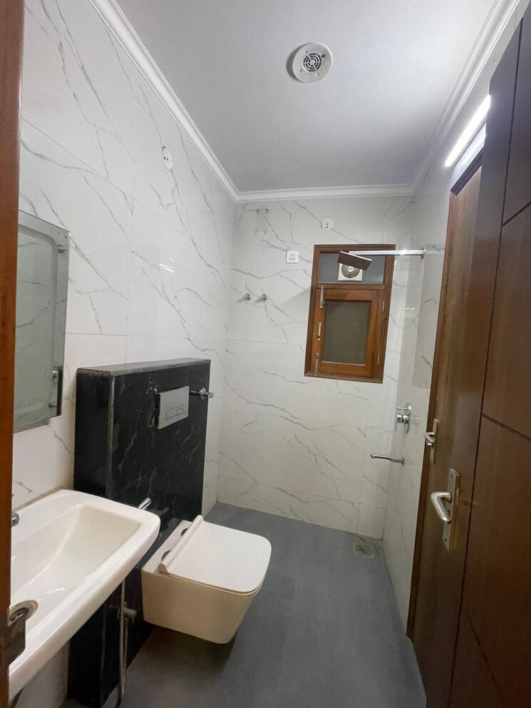 Team Area, chattarpur 2 Bedroom 950 Sq.Ft. Builder Floor In Chattarpur Delhi 9106319