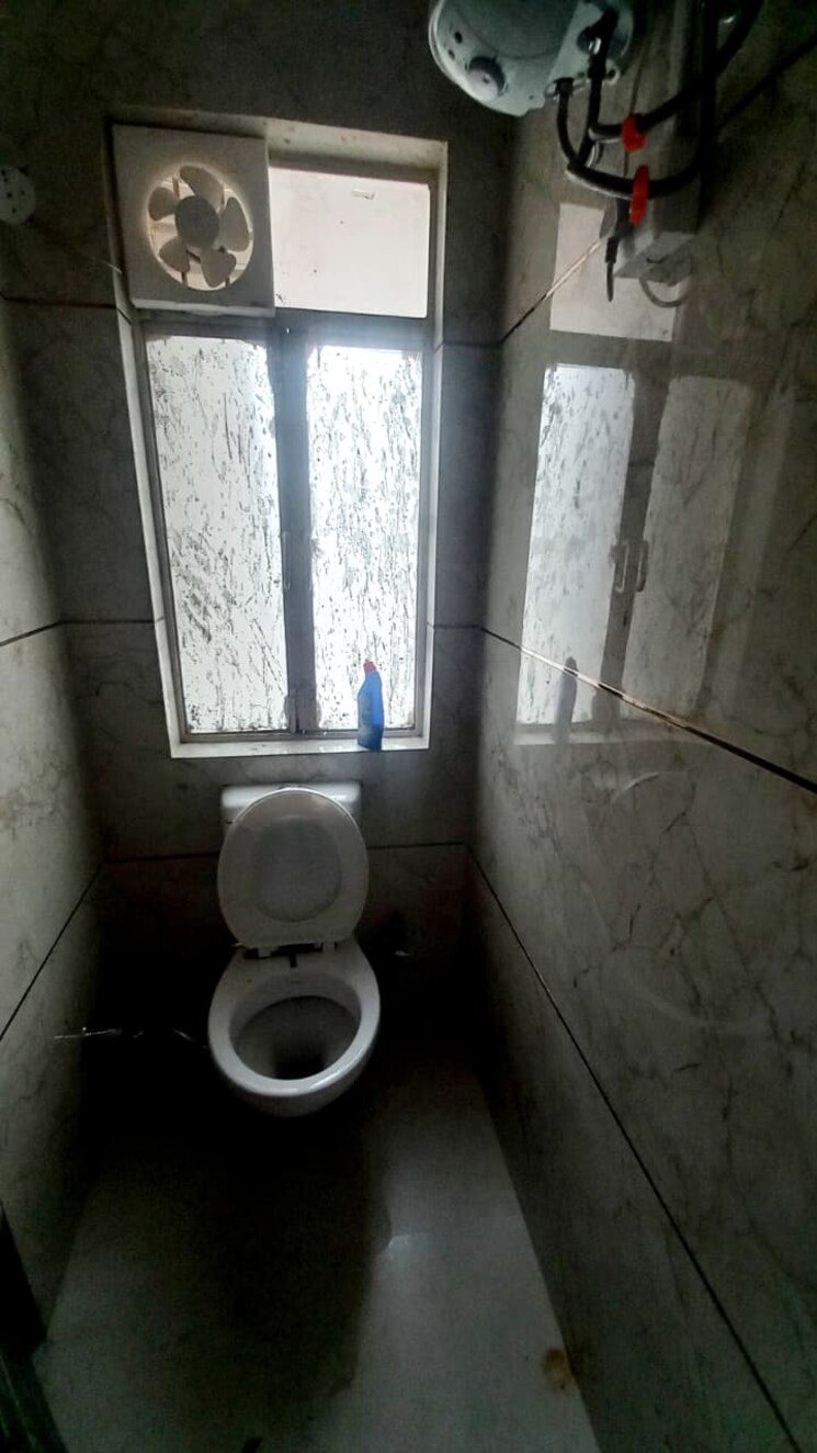 Bathroom, puri-diplomatic-residences 1 RK 450 Sq.Ft. Apartment In Sector 111 Gurgaon 9106337