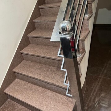 Staircase in 3 BHK Builder Floor at Sector 57 – for Rent