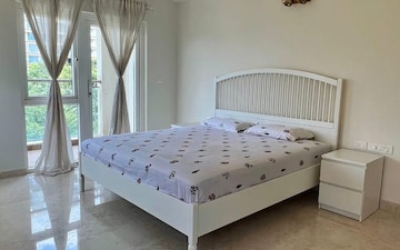2 BHK Apartment For Rent in Prestige Misty Waters, Hebbal