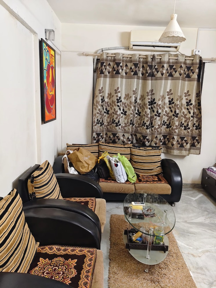 Living Room, thakur-gayatri-satsang 1 Bedroom 595 Sq.Ft. Apartment In Kandivali East Mumbai 9106357