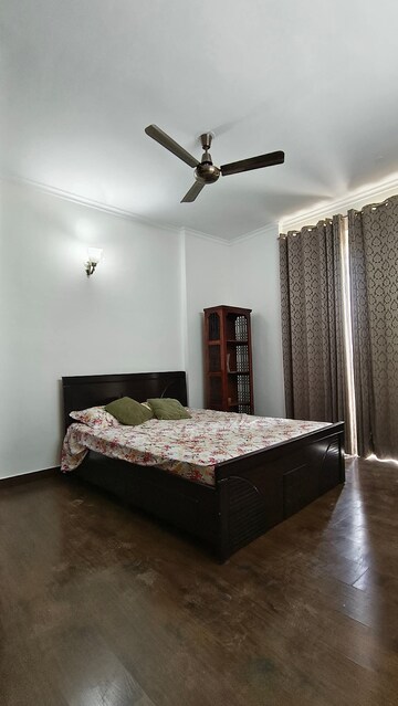 2 BHK Builder Floor For Rent in Paryavaran Complex