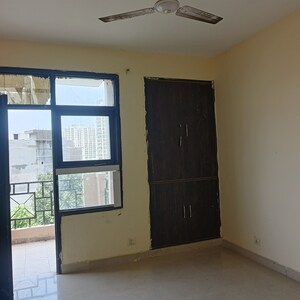 Room in 2 BHK Apartment at SRS Residency, Sector 88 – for Sale