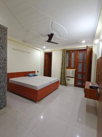 2 BHK Builder Floor For Rent in Chattarpur