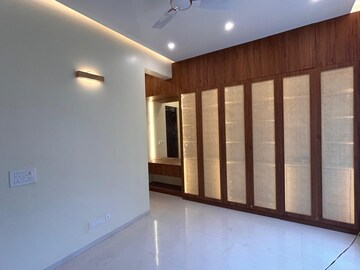Room in 6 BHK Villa at Whitefield Road – for Rent