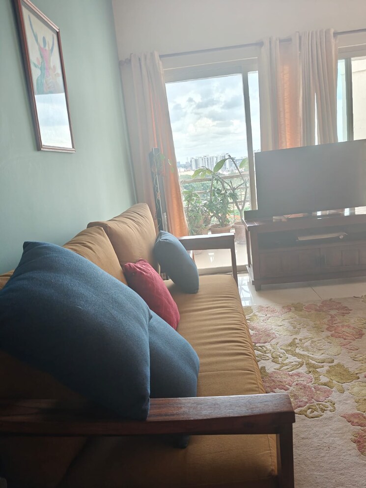 Living Room, mantri-elegance 3 Bedroom 1625 Sq.Ft. Apartment In Bannerghatta Road Bangalore 9106479