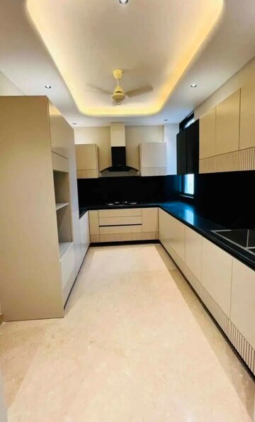 Kitchen in 3.5 BHK Builder Floor at Sainik Farm – for Rent