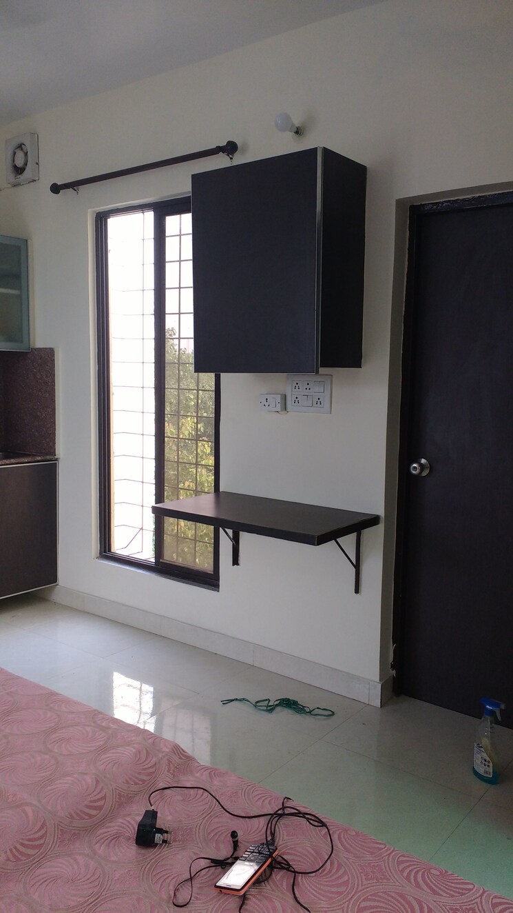 Room, saket Studio 400 Sq.Ft. Apartment In Saket Delhi 9106488