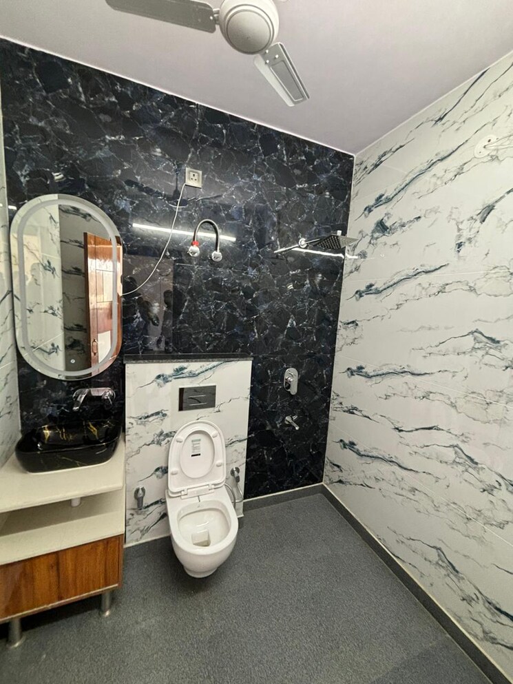 Team Area, janakpuri 3 Bedroom 1300 Sq.Ft. Builder Floor In Janakpuri Delhi 9106491