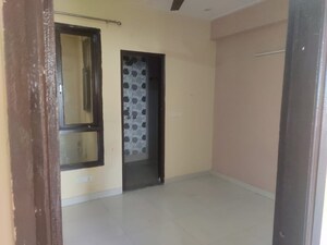 Room in 3 BHK Builder Floor at Sector 32 – for Sale