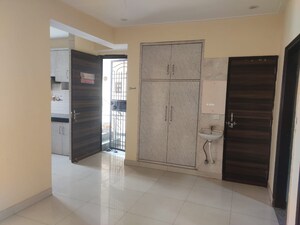 Room in 3 BHK Builder Floor at Sector 32 – for Sale