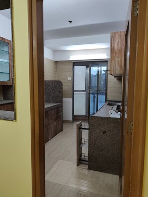 Room in 3 BHK Apartment at HDIL Metropolis Residences, Andheri West – for Sale