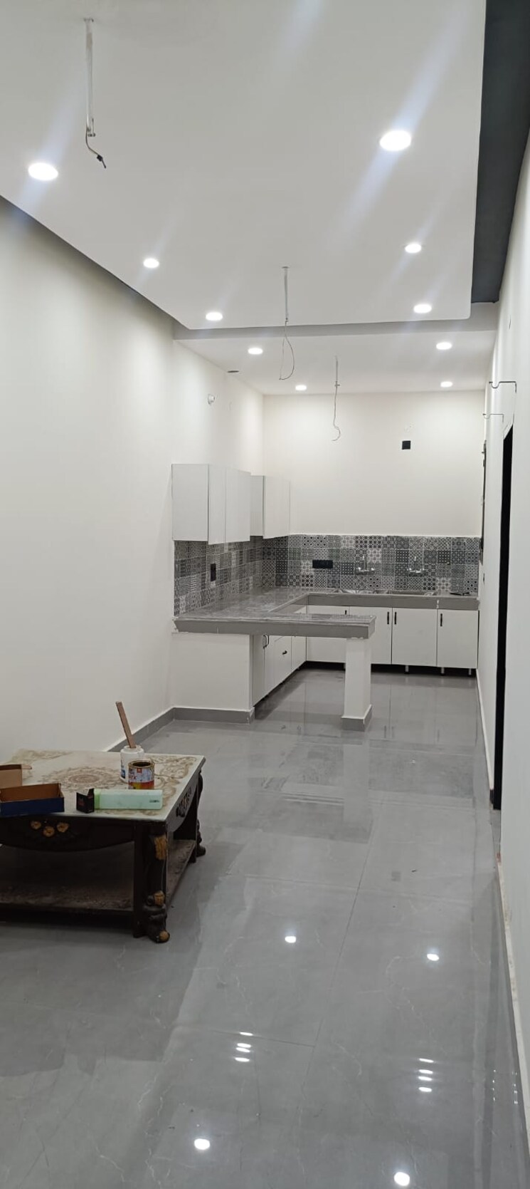 Kitchen, alaknanda-maxxus-eden-estate 2 Bedroom 2050 Sq.Ft. Builder Floor In Ghazipur Zirakpur 9106515