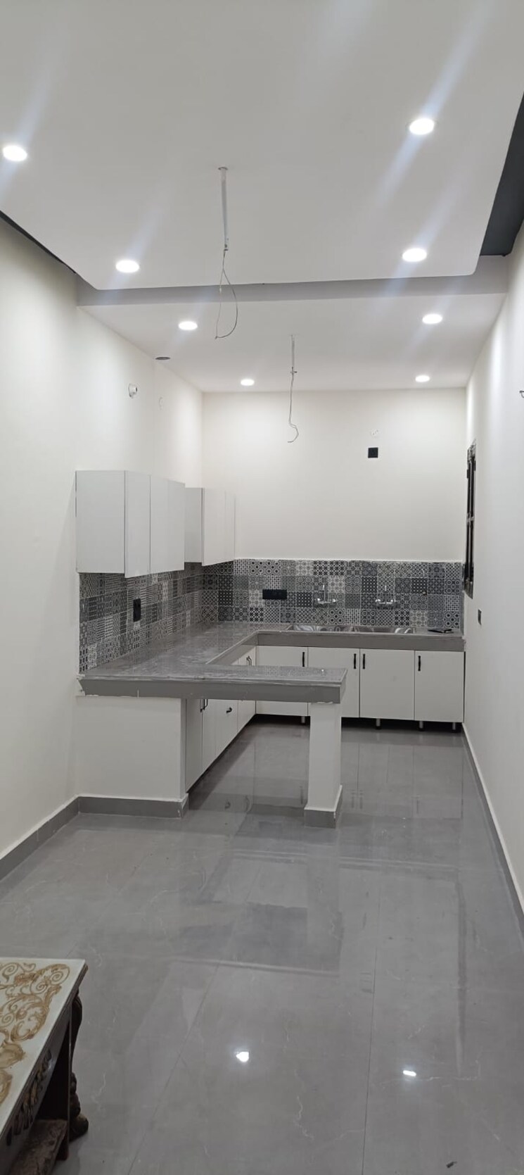 Kitchen, alaknanda-maxxus-eden-estate 2 Bedroom 2050 Sq.Ft. Builder Floor In Ghazipur Zirakpur 9106515