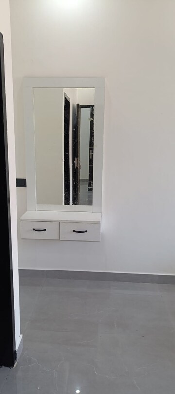 Furnished Amenities in 2 BHK Builder Floor at Alaknanda Maxxus Eden Estate, Ghazipur – for Rent