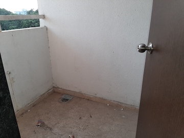 Room in 2 BHK Apartment at Calyx Artemis, Sinhagad – for Rent