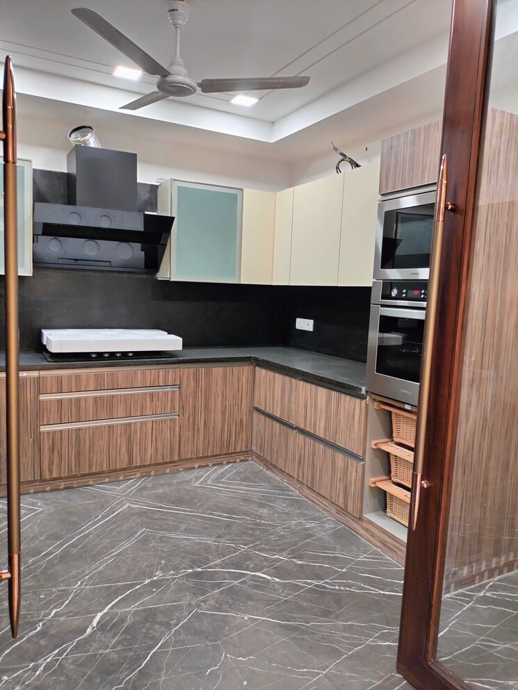 Kitchen, greater kailash i 4 Bedroom 4000 Sq.Ft. Penthouse In Greater Kailash I Delhi 9106529