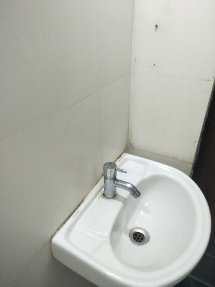 Bathroom, cosmos-orchid 1 Bedroom 470 Sq.Ft. Apartment In Ghodbunder Road Thane 9106570