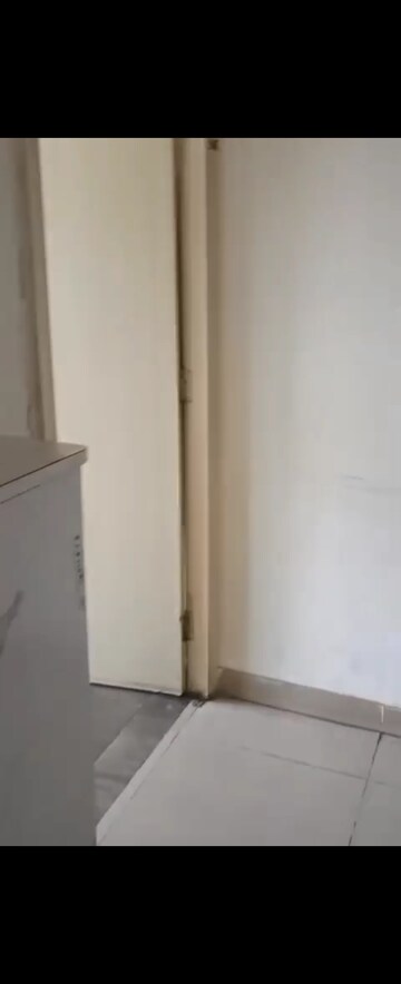 Room in 2 BHK Apartment at VVIP Addresses, Raj Nagar Extension – for Rent