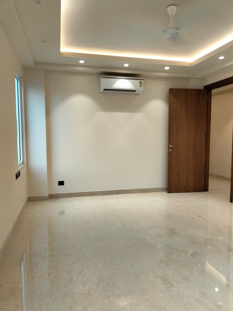 Room, rwa-hauz-khas-block-c-5 3 Bedroom 2500 Sq.Ft. Apartment In Hauz Khas Delhi 9106581