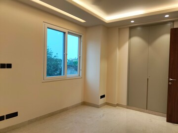 Room in 3 BHK Apartment at RWA Hauz Khas Block C 5, Hauz Khas – for Rent