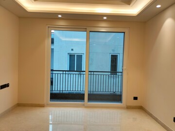 Room in 3 BHK Apartment at RWA Hauz Khas Block C 5, Hauz Khas – for Rent