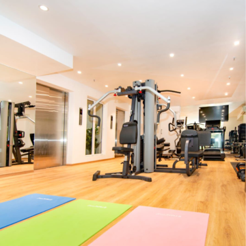Gym in 5 BHK Apartment at Khar West – for Rent