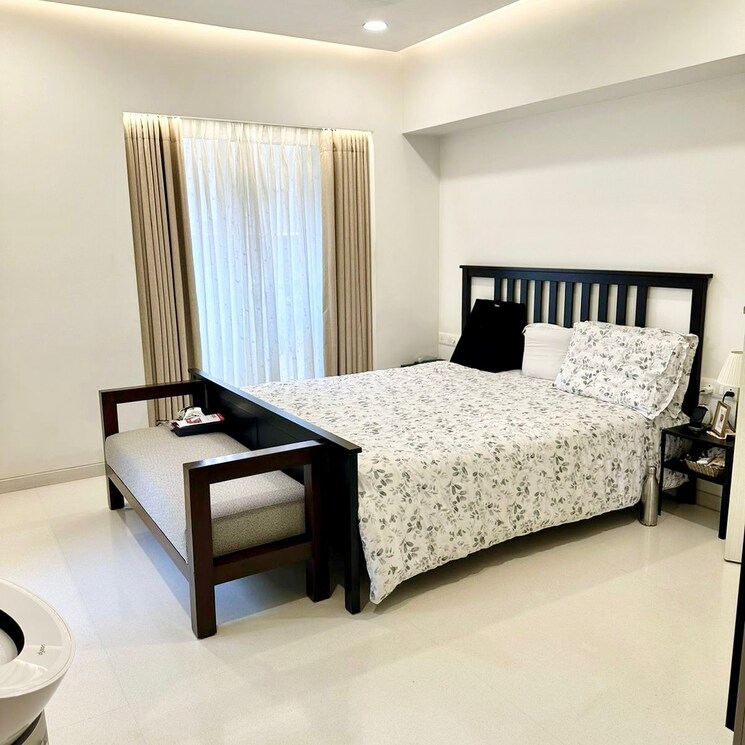 Bedroom, khar west 5 Bedroom 3000 Sq.Ft. Apartment In Khar West Mumbai 9106628