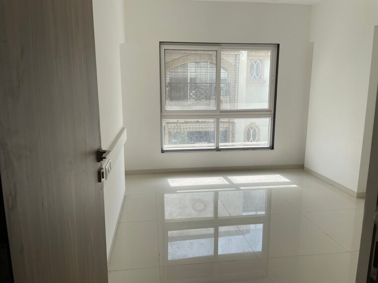 Room, khar west 3 Bedroom 1150 Sq.Ft. Apartment In Khar West Mumbai 9106636