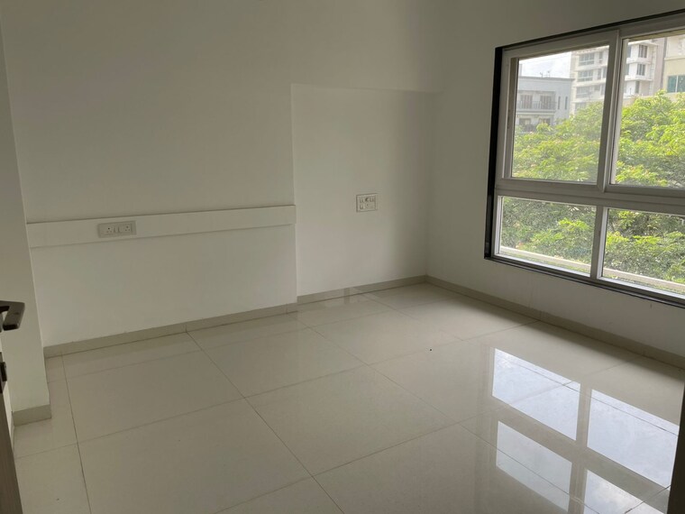 Room, khar west 3 Bedroom 1150 Sq.Ft. Apartment In Khar West Mumbai 9106636
