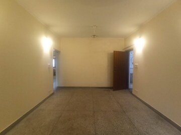 Room in 2 BHK Apartment at Vasant Kunj – for Rent