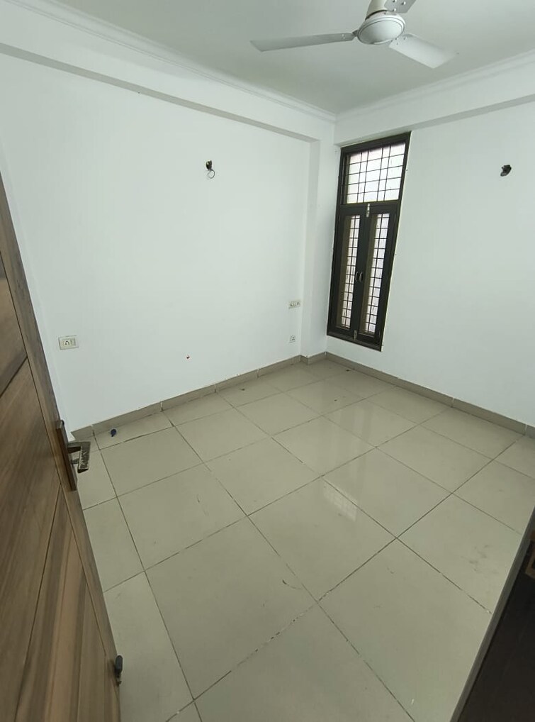 Cover Image, dwarka 1 Bedroom 50 Sq.Yd. Apartment In Dwarka Delhi 9106730