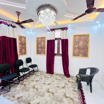 1 BHK Builder Floor For Rent in Khirki Extension