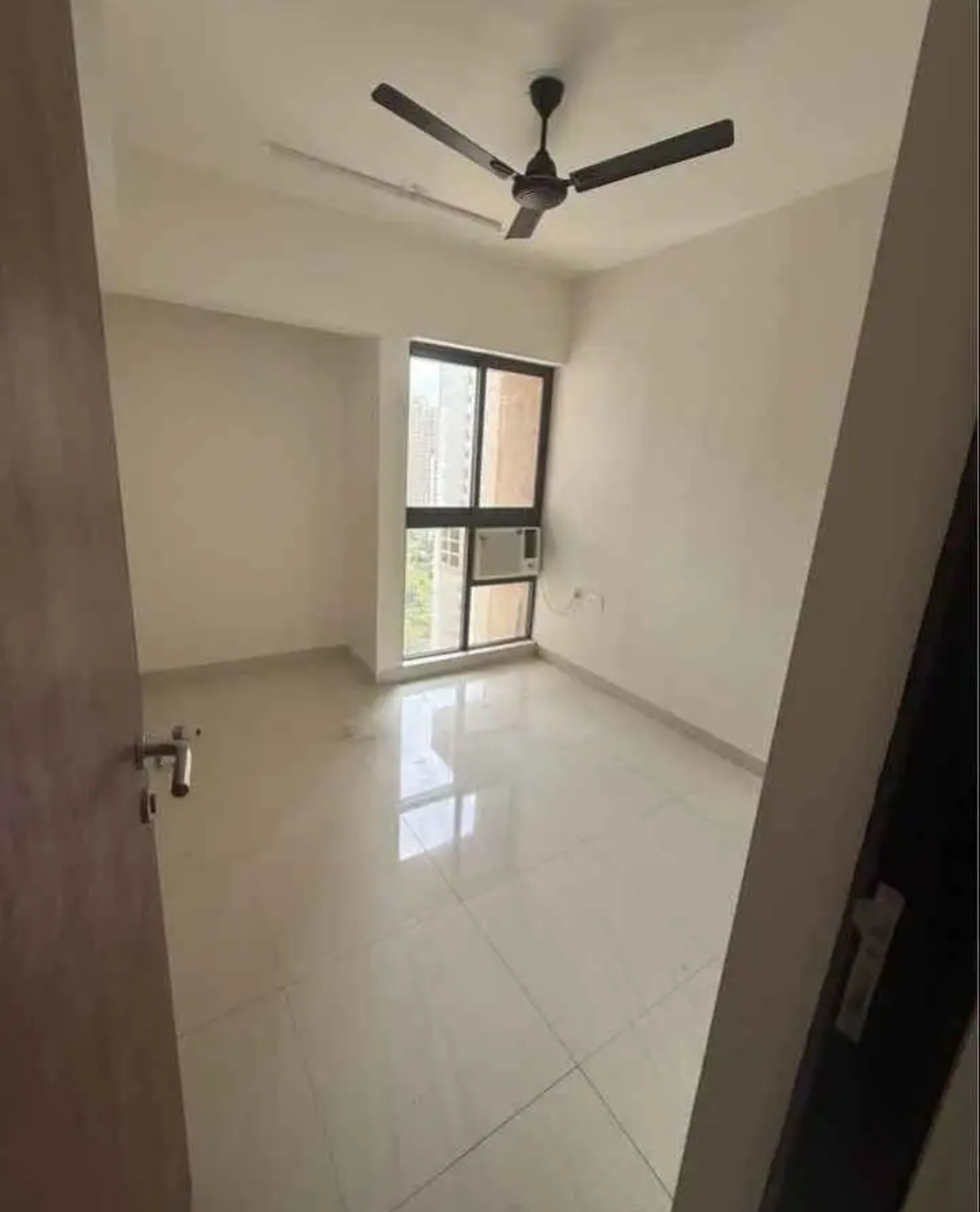 2 BHK Apartment For Rent in Lodha Crown Quality Homes
