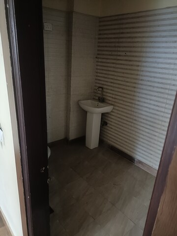 Bathroom in 2 BHK Builder Floor at Vasundhara Sector 9 – for Rent