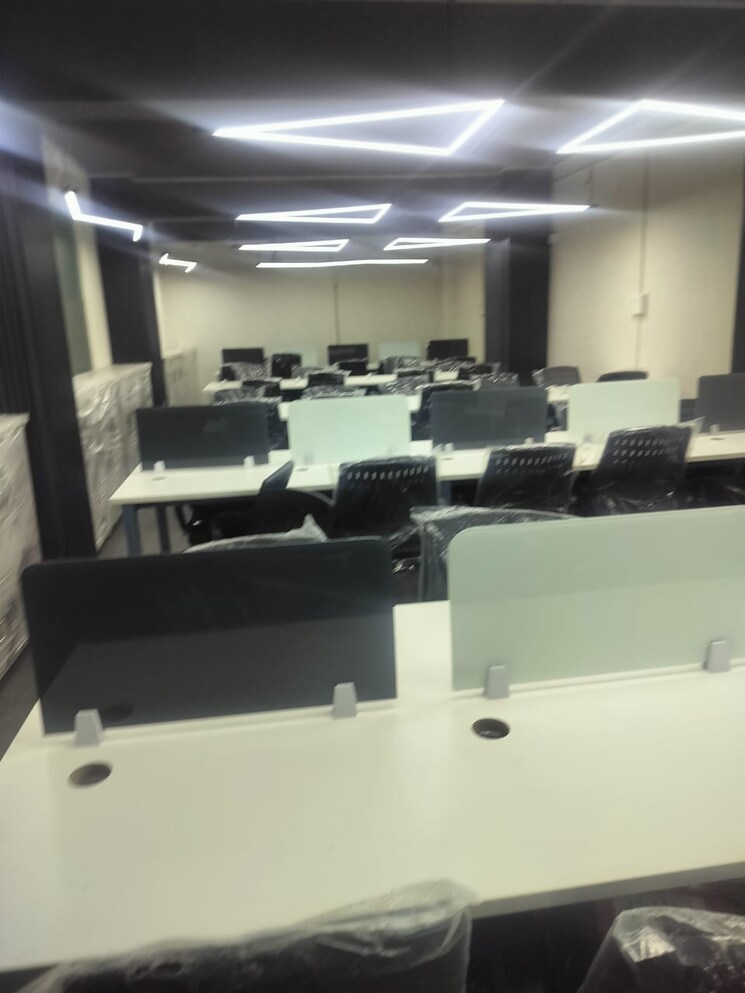 Team Area, sector 2 Commercial Office Space 2000 Sq.Ft. In Sector 2 Noida 9106852