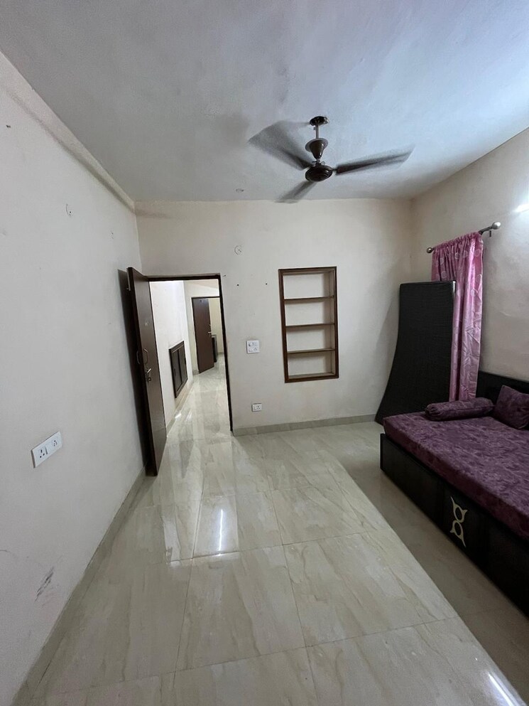 Kitchen, janakpuri 2.5 Bedroom 1400 Sq.Ft. Apartment In Janakpuri Delhi 9106842