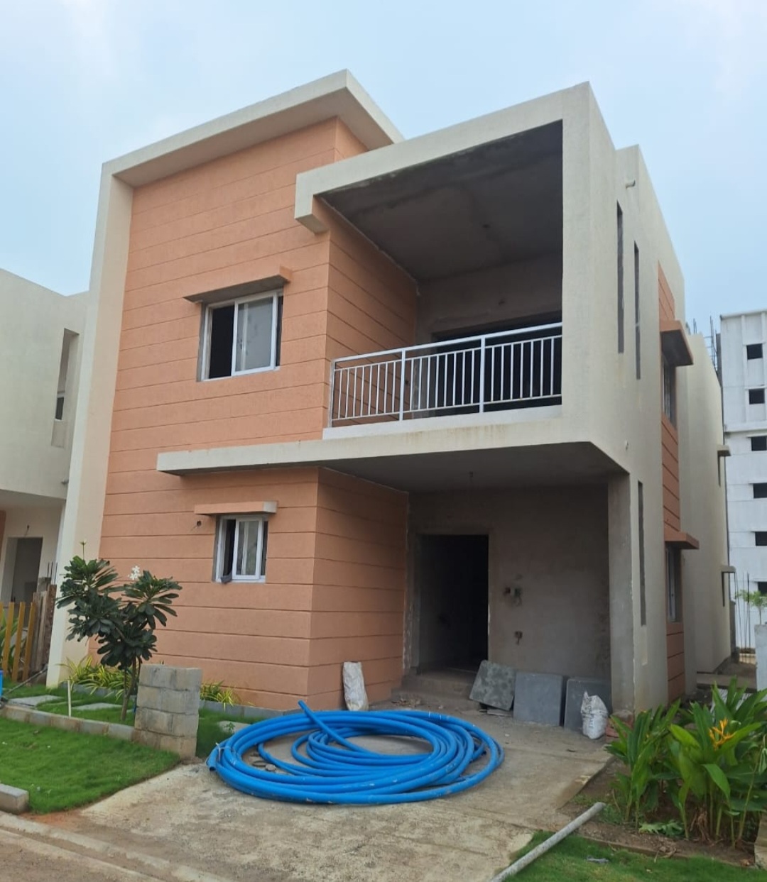 4 BHK + Study Room Villa For Sale in Ramky One Krystal
